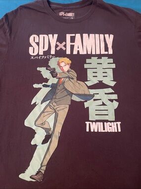 Hot Topic SPY×FAMILY Twilight Graphic Tee - Black with Green and Beige Print